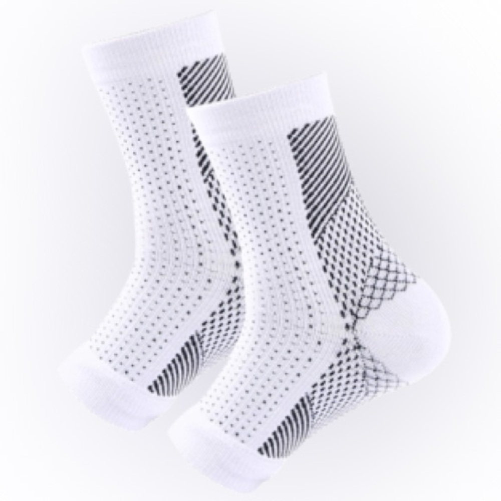 Soothe Relieve Compression Socks NWT Sz Lg